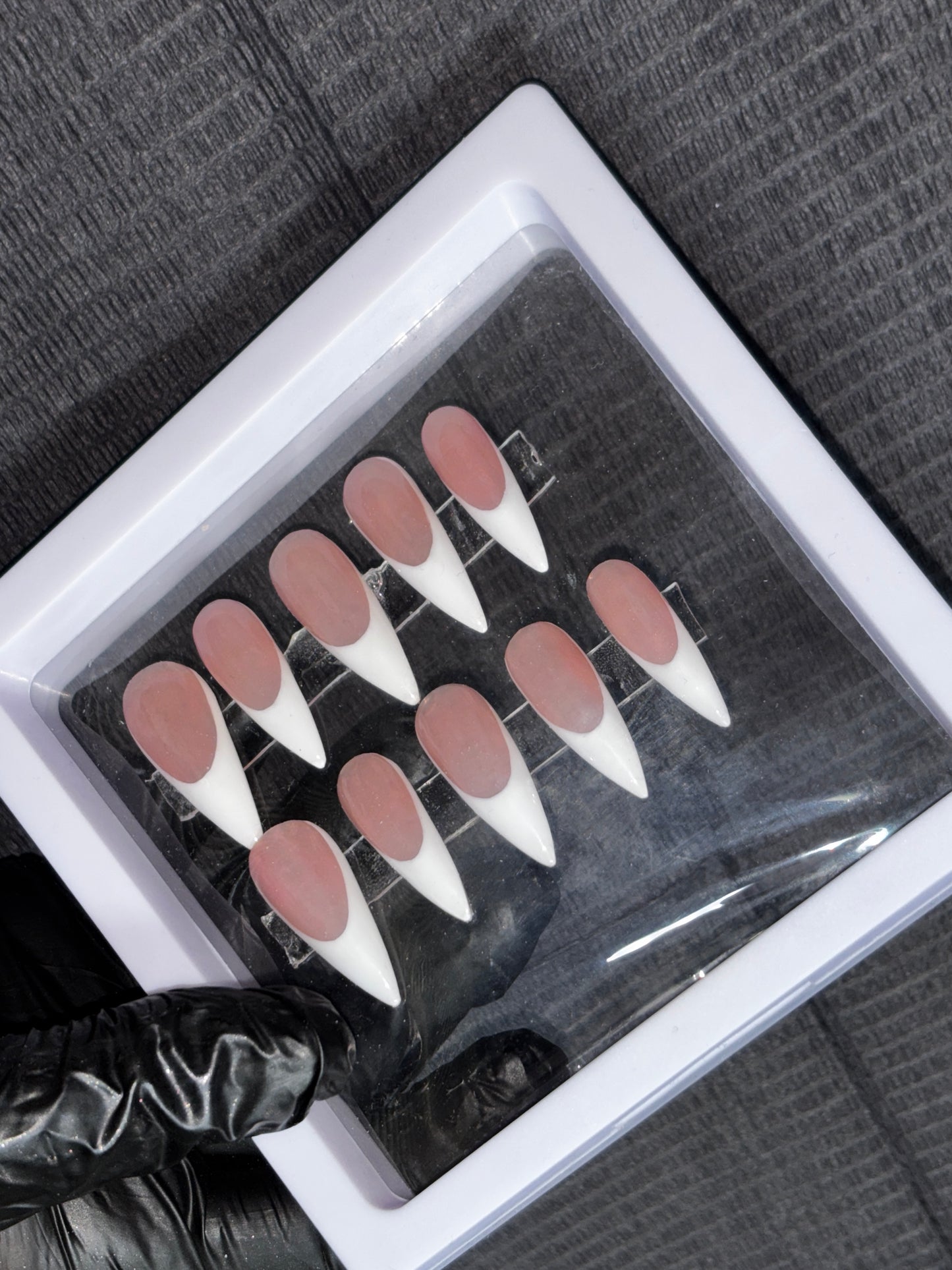 Signature Tips-White